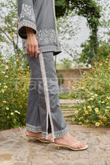 ZORÉ - Grey Embroidered Co-ord Set