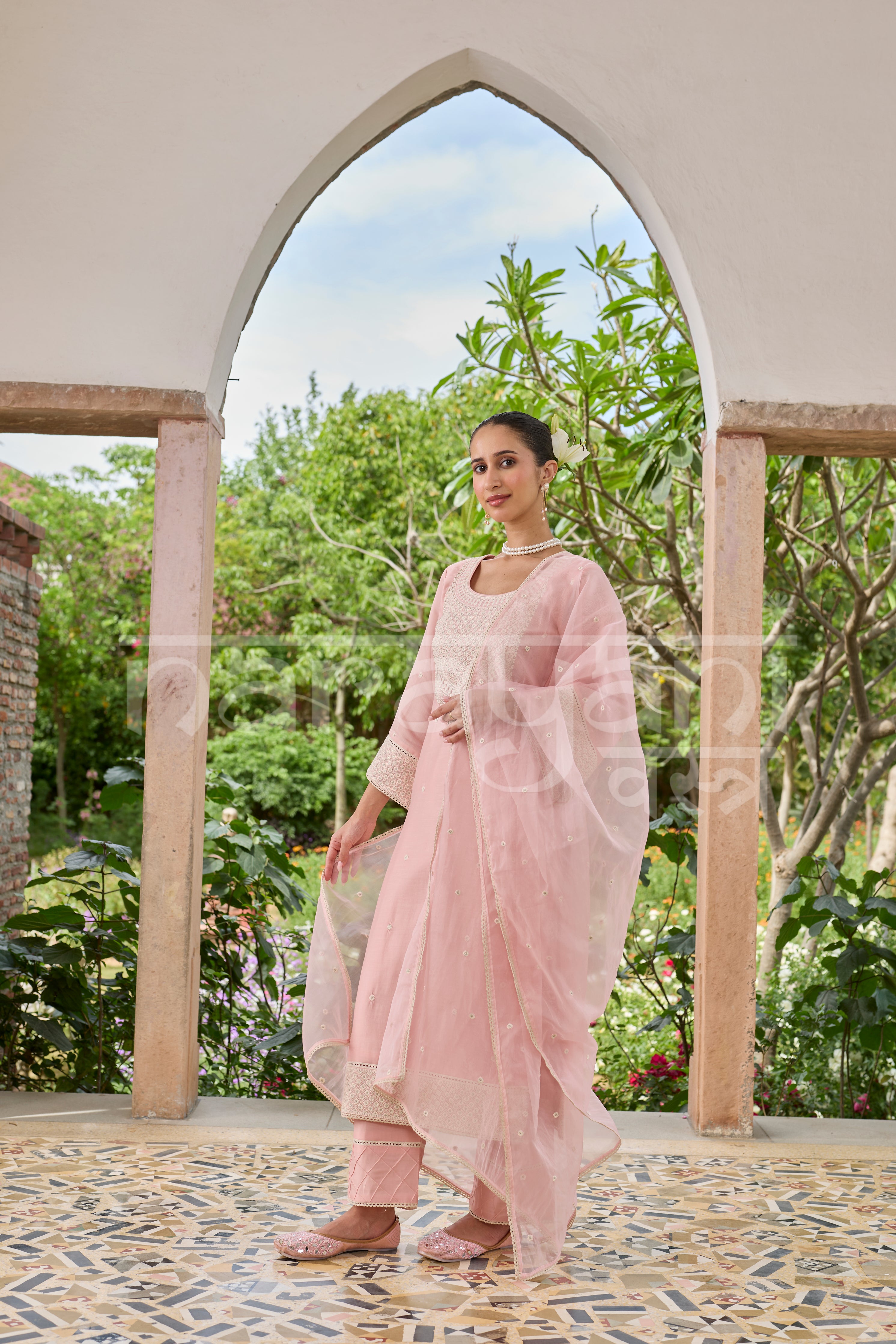 SAHIRA - Blush Pink Chanderi Suit Set