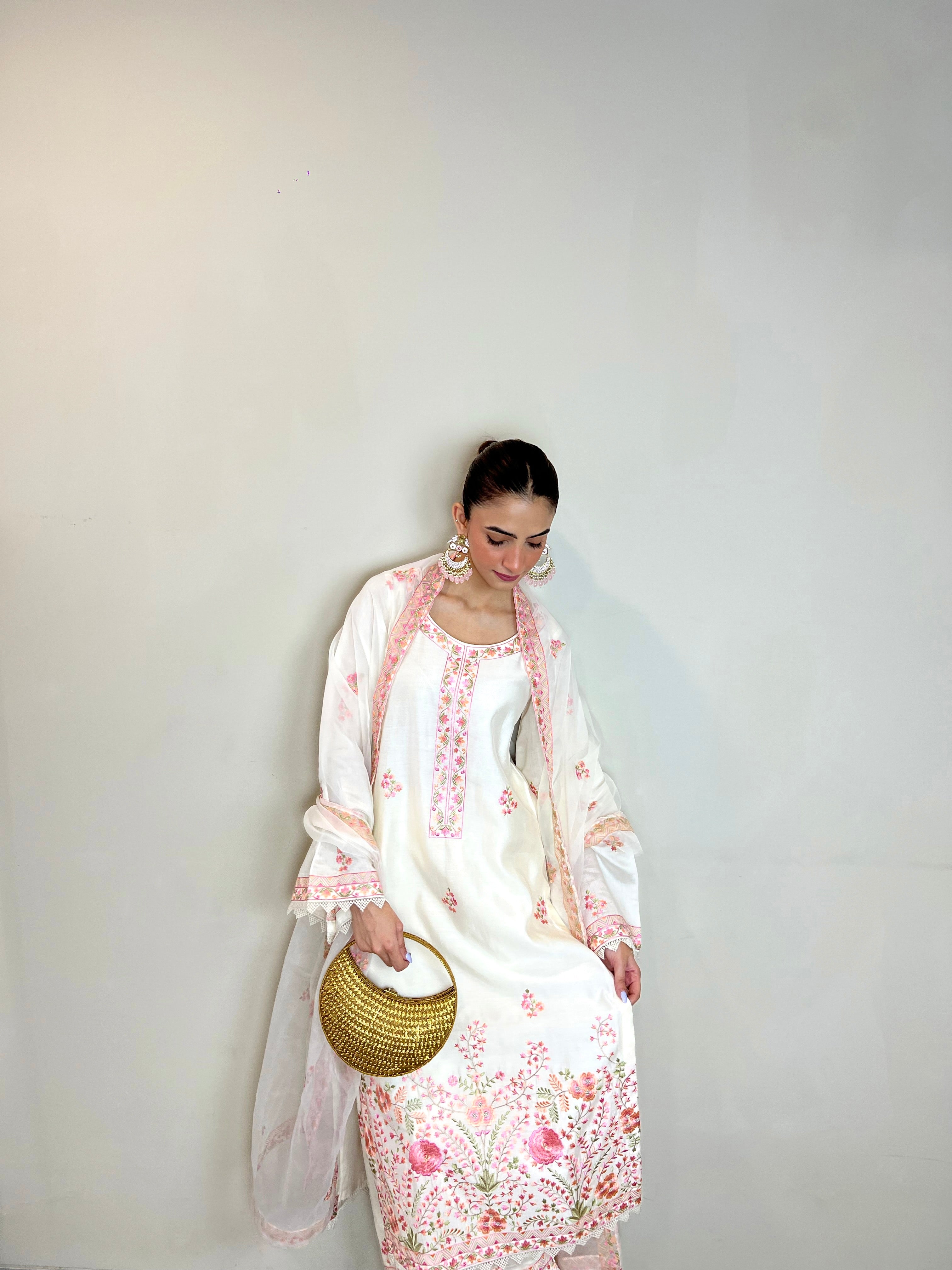 Shreya Lakhani in Gul-Khera - Ivory White Chanderi Embroidered Suit Set.