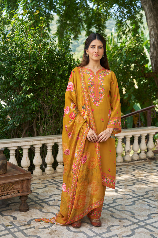KOMAL - Yellow Suit Set