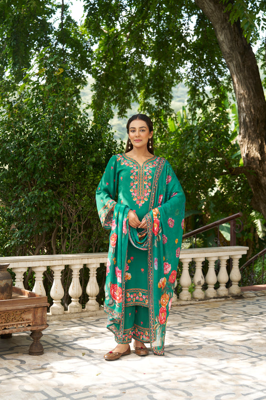 PANKHURI - Green Suit Set
