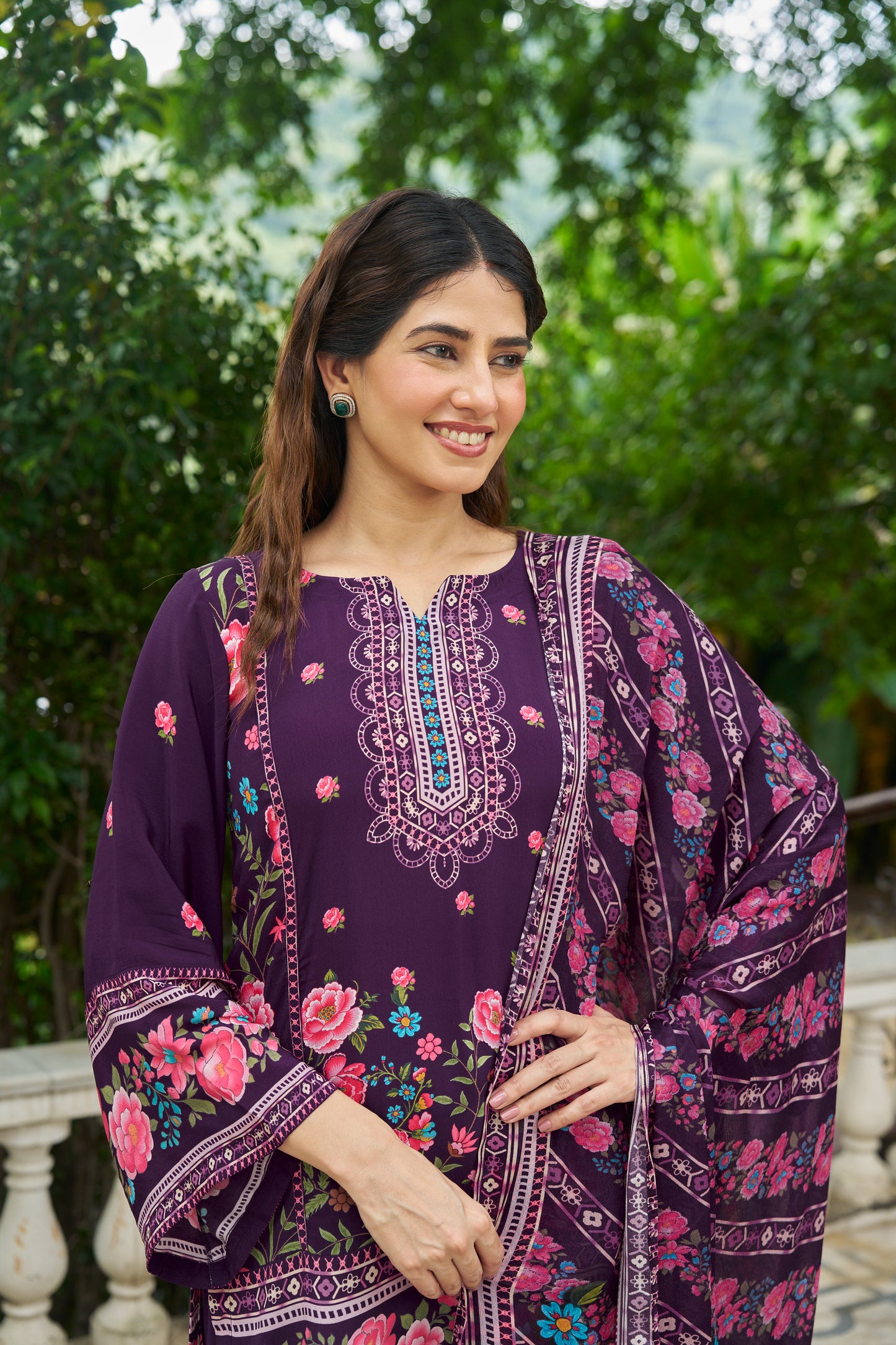 INDIRA - Wine Suit Set