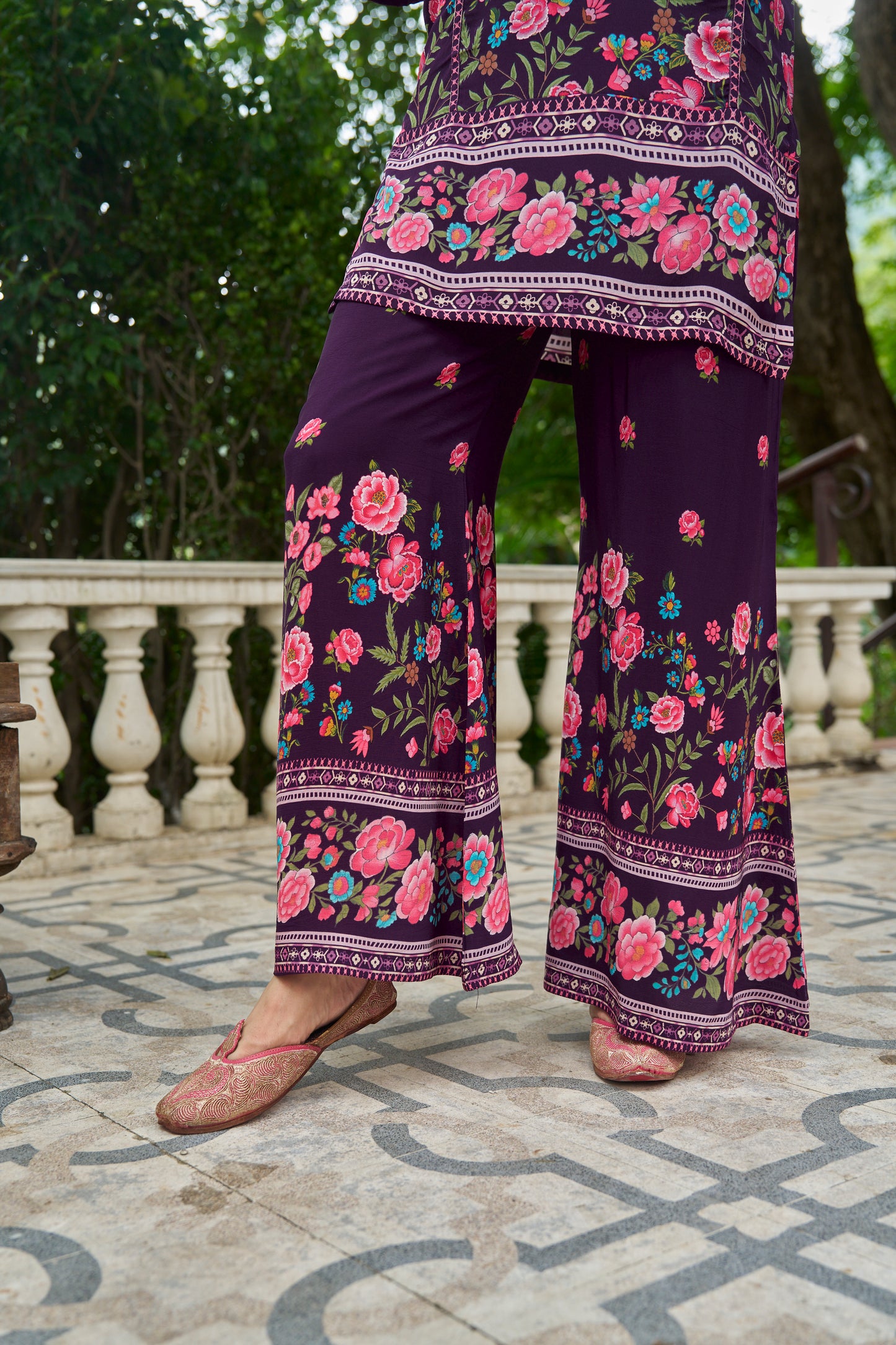 INDIRA - Wine Suit Set