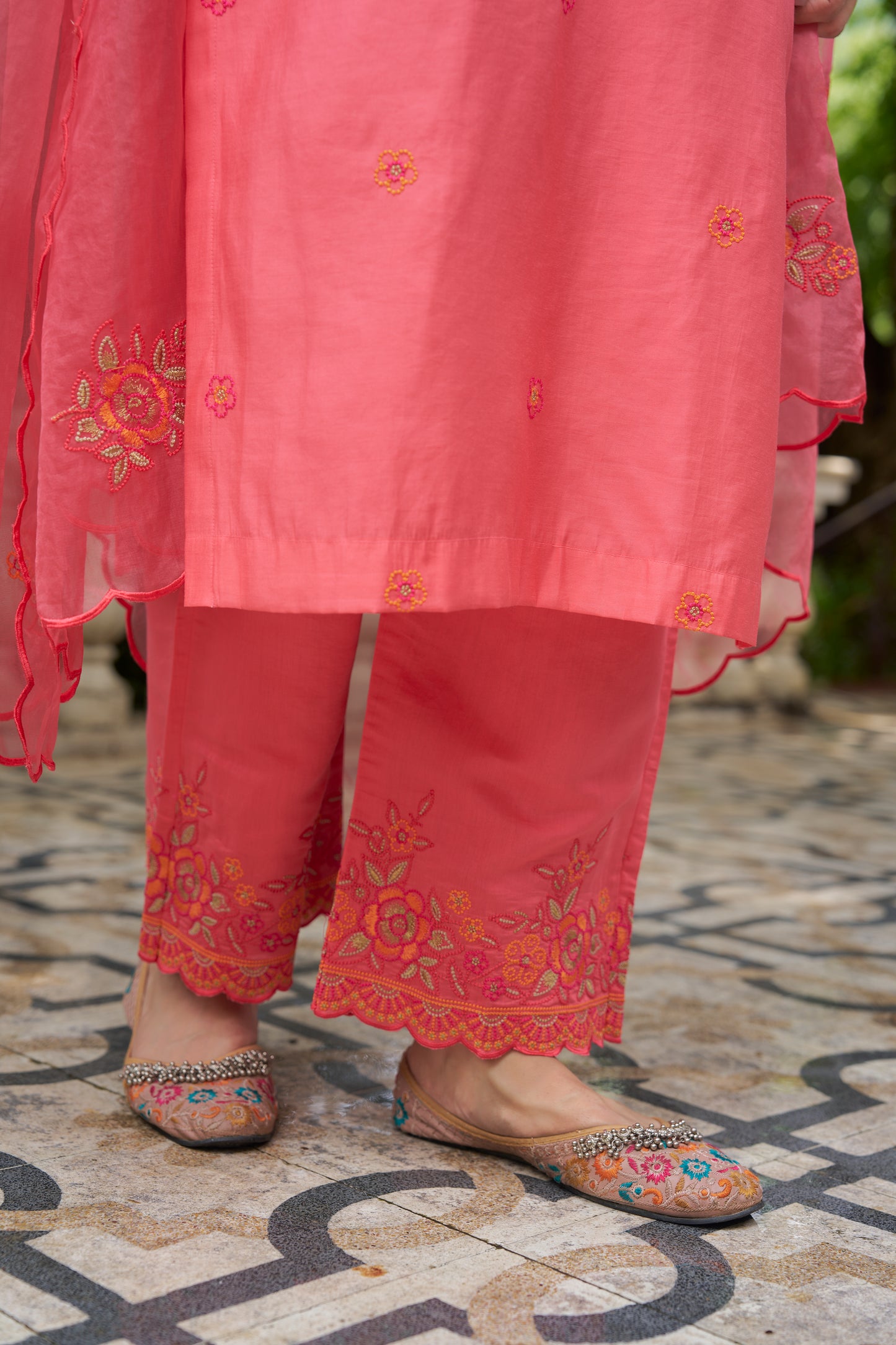 KUMKUM - Pink Chanderi Suit Set