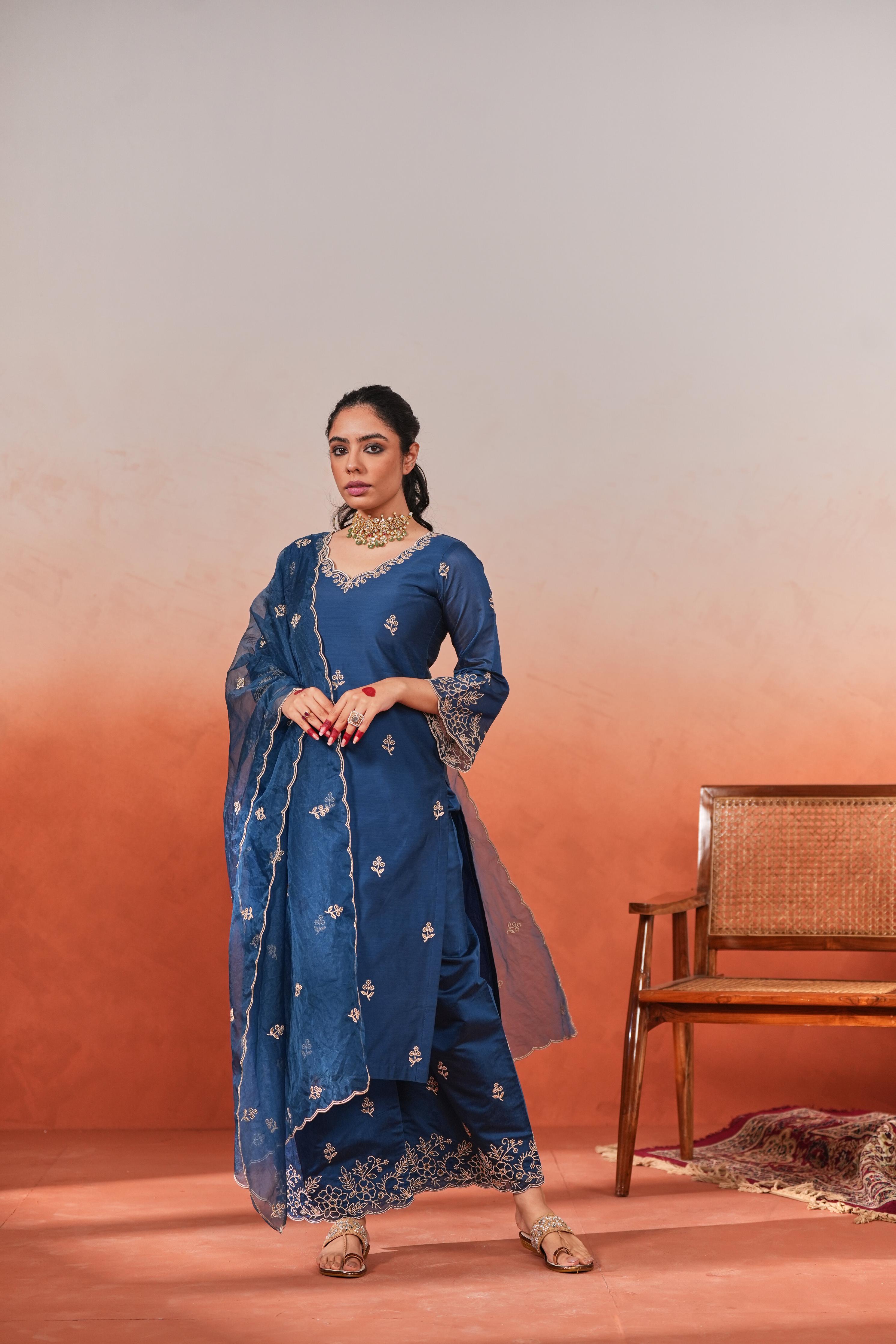 Shreyashi Verma in Firoz - Blue Chanderi Embroidered Suit Set