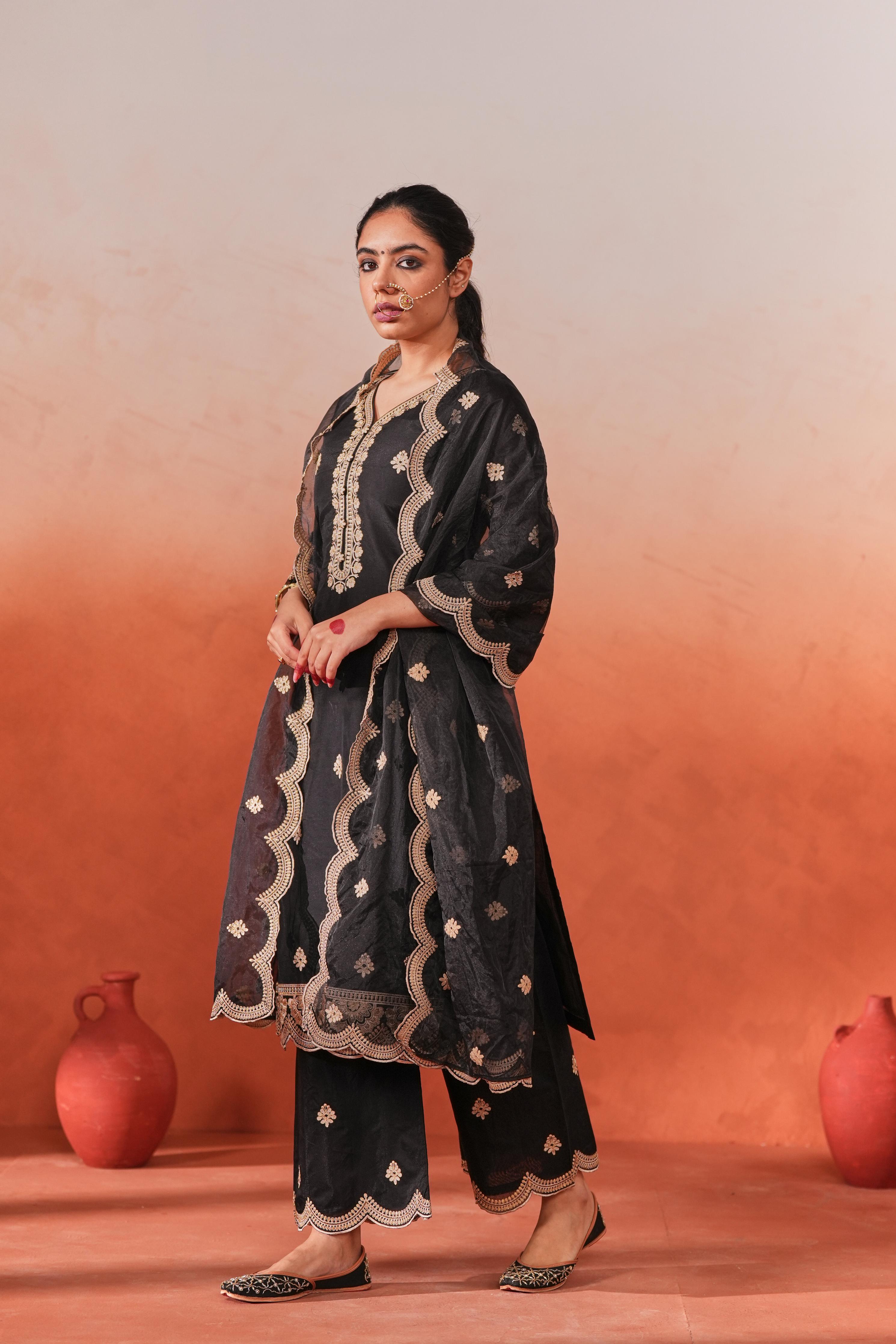 Rangraas - Black embroidered Chanderi silk suit set