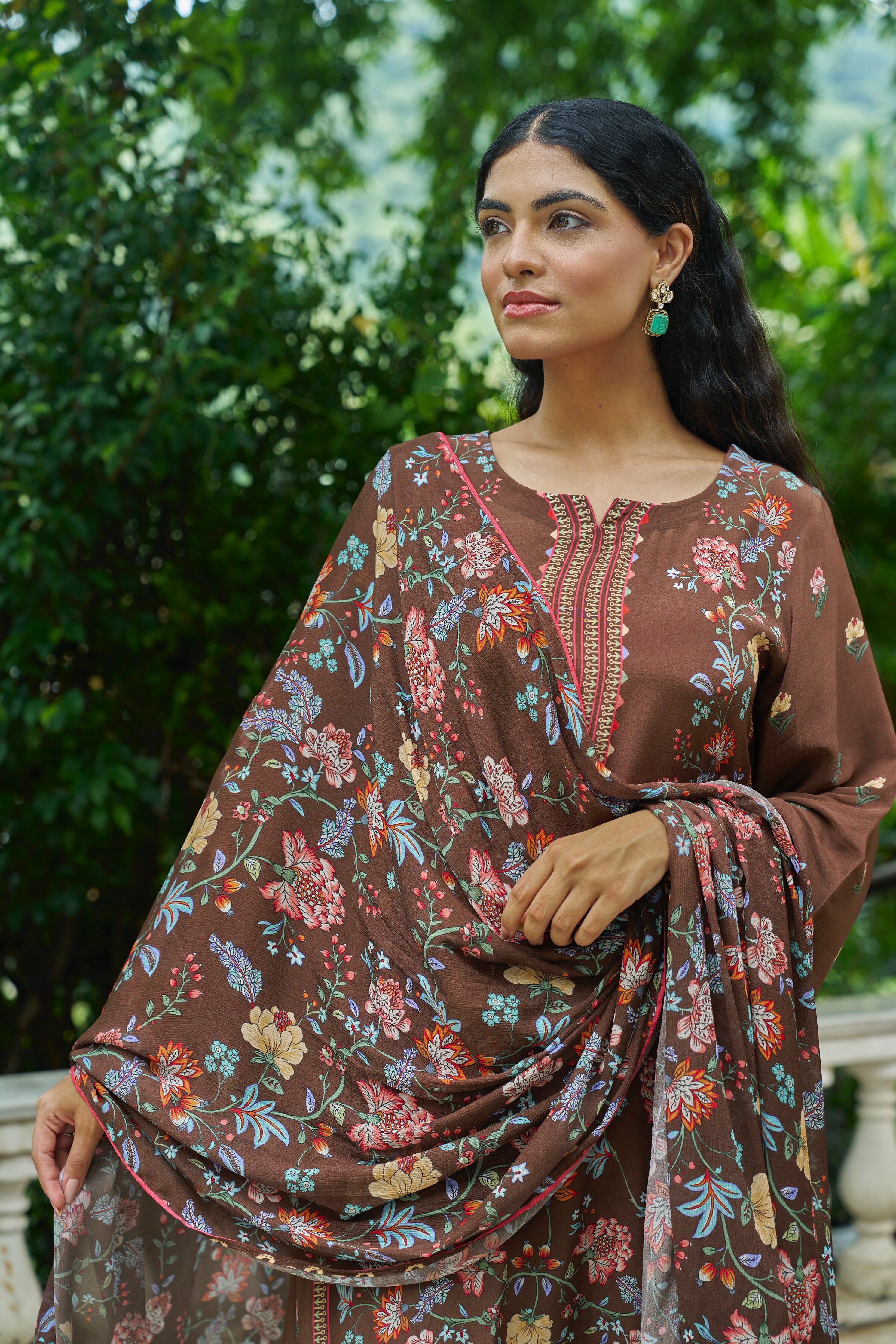 CHANDRIKA - Brown Suit Set