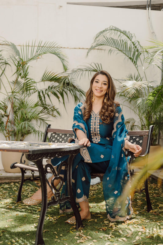 Parisa Barkzi in Gul- Blue Embroidered Chanderi Suit Set