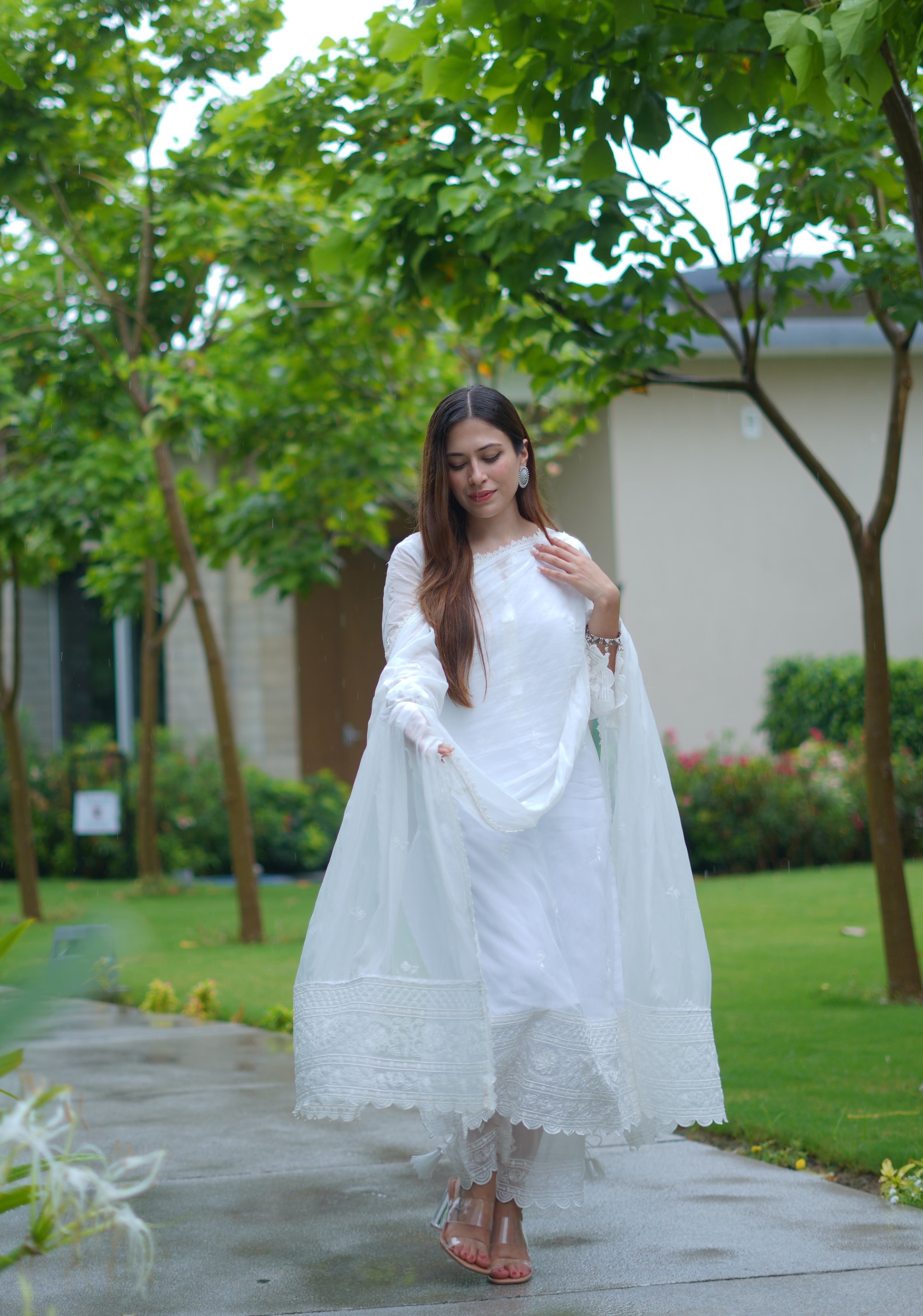 Yashika Khatri in Aseem Ivory White Embroidered Straight Suit Set