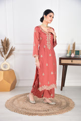 Heena Sachdeva in Rust Chanderi Suit Set