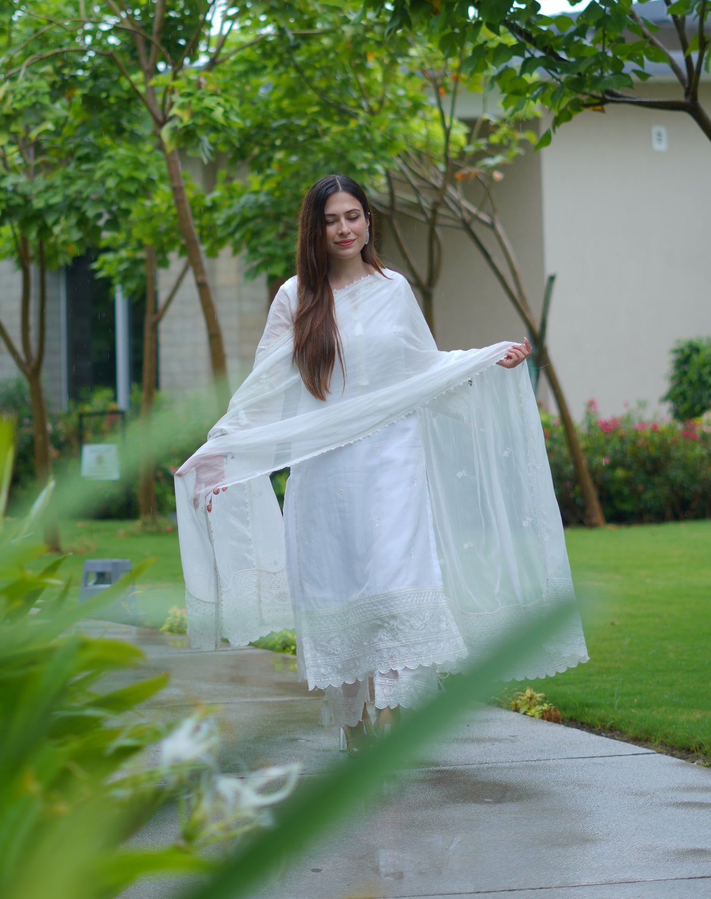 Yashika Khatri in Aseem Ivory White Embroidered Straight Suit Set
