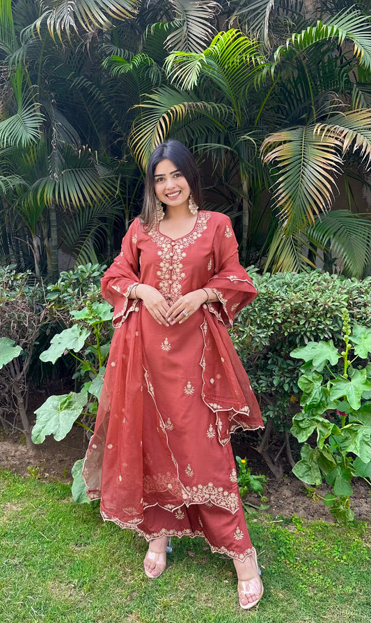 Heena Sachdeva in Rust Chanderi Suit Set