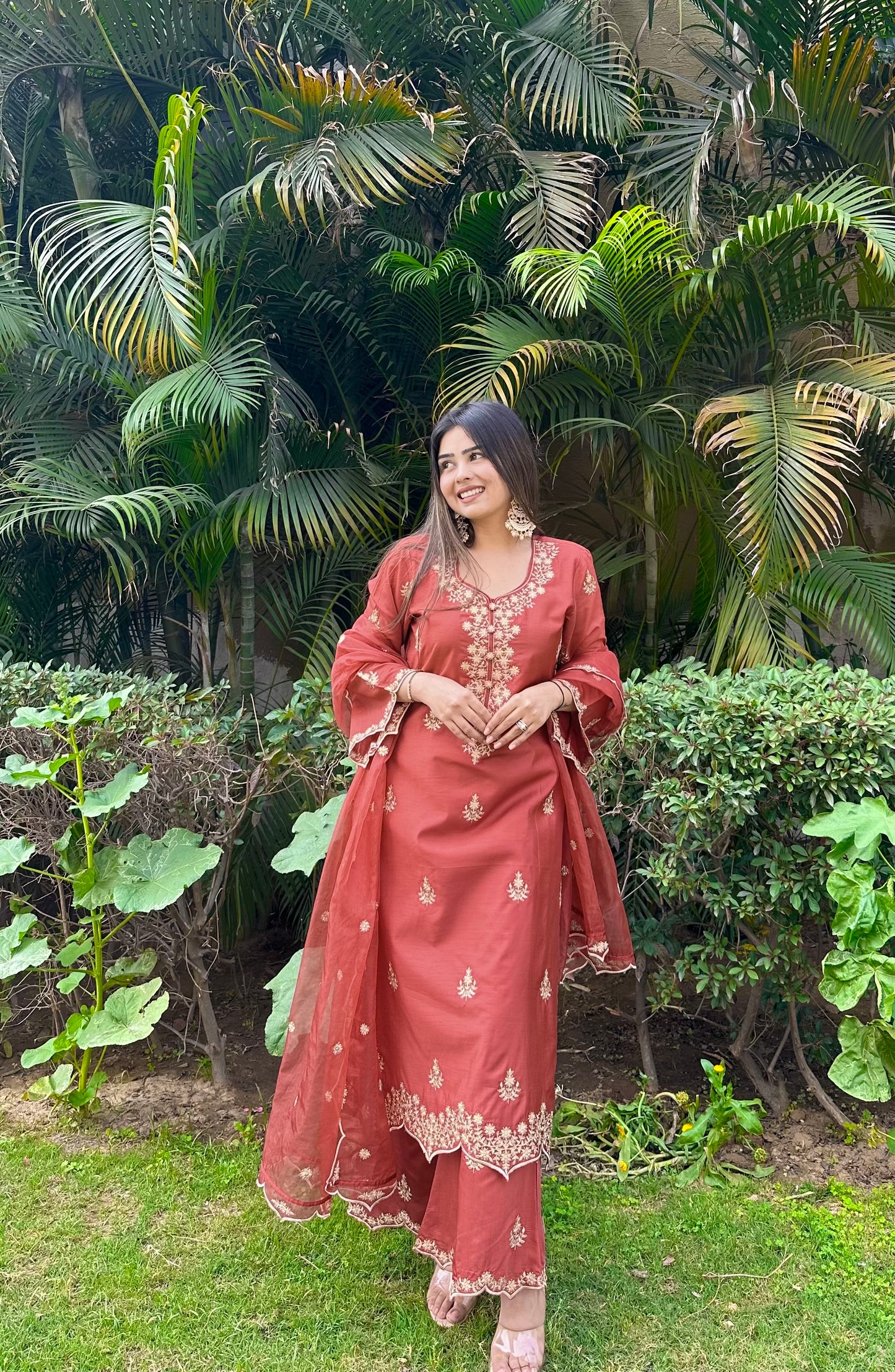Heena Sachdeva in Rust Chanderi Suit Set