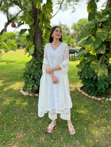Jasnoor Anand in Aseem Ivory White Embroidered Straight Suit Set