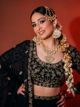 Srishti Takkar in Sunehri Black Lehenga Set