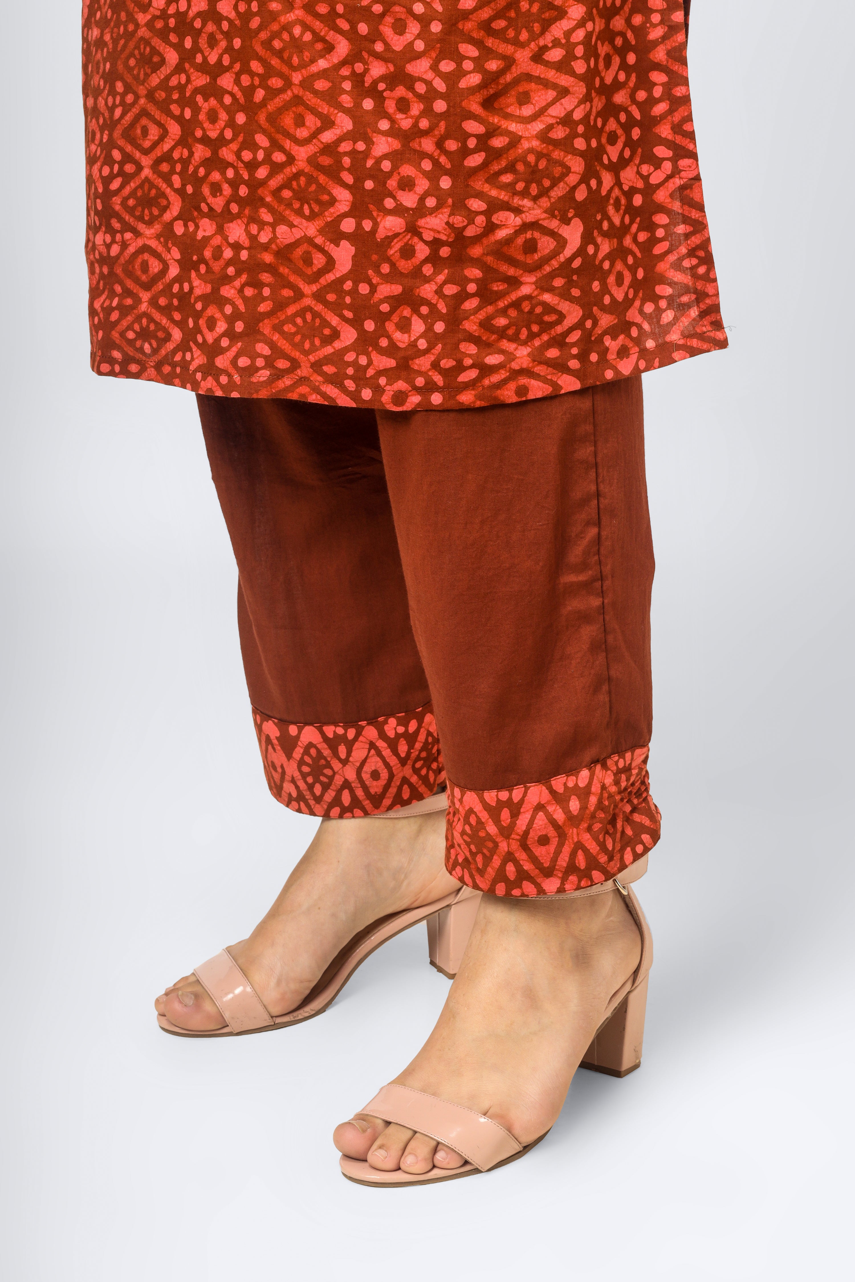 Rayon Aksha Handcrafted Opulence Fancy Trouser Set at Rs 1470/piece in New  Delhi