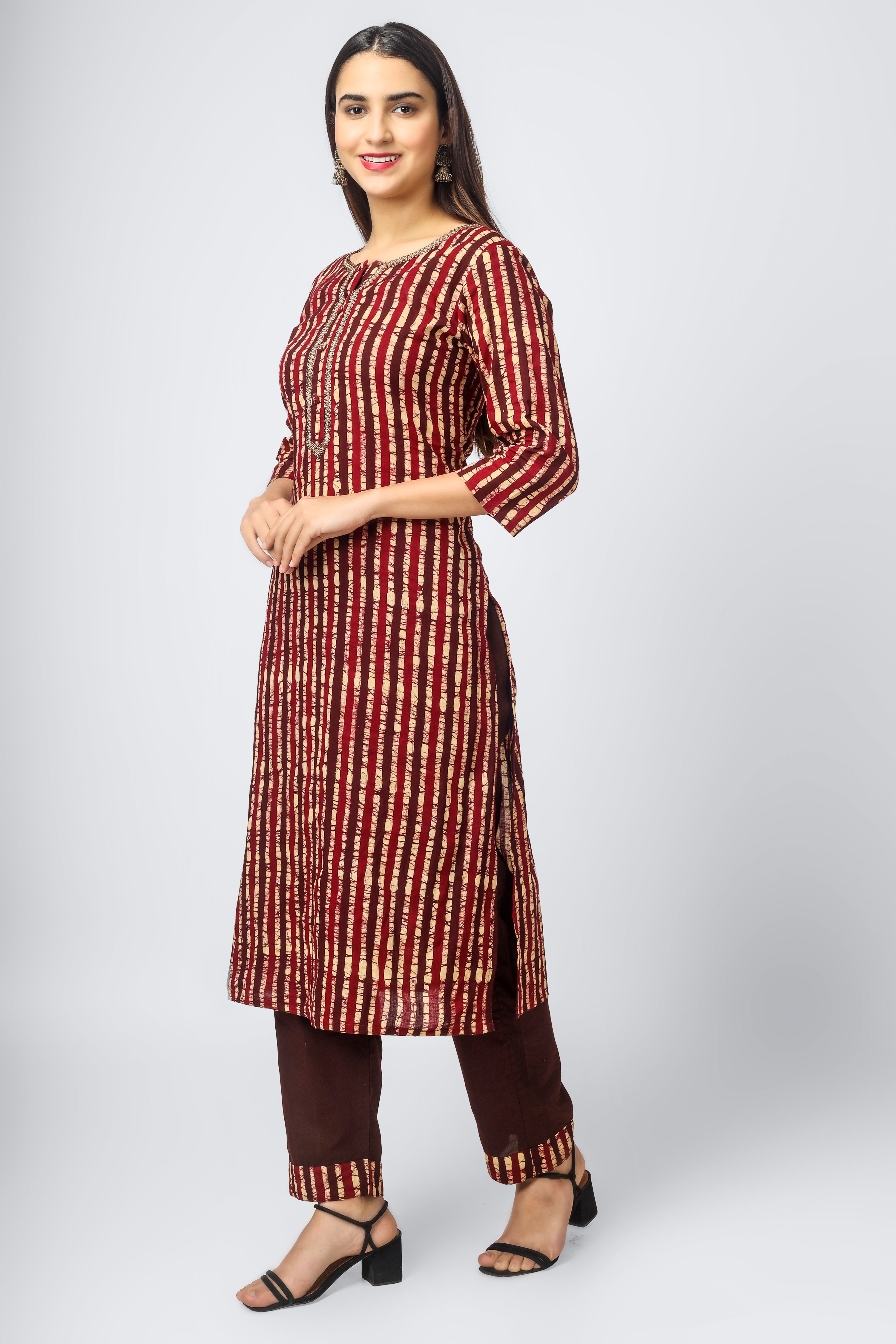 Casual Kurti Cotton Red Plain Kurtis – Kajols - Indian & Pakistani Fashion  & Tailoring