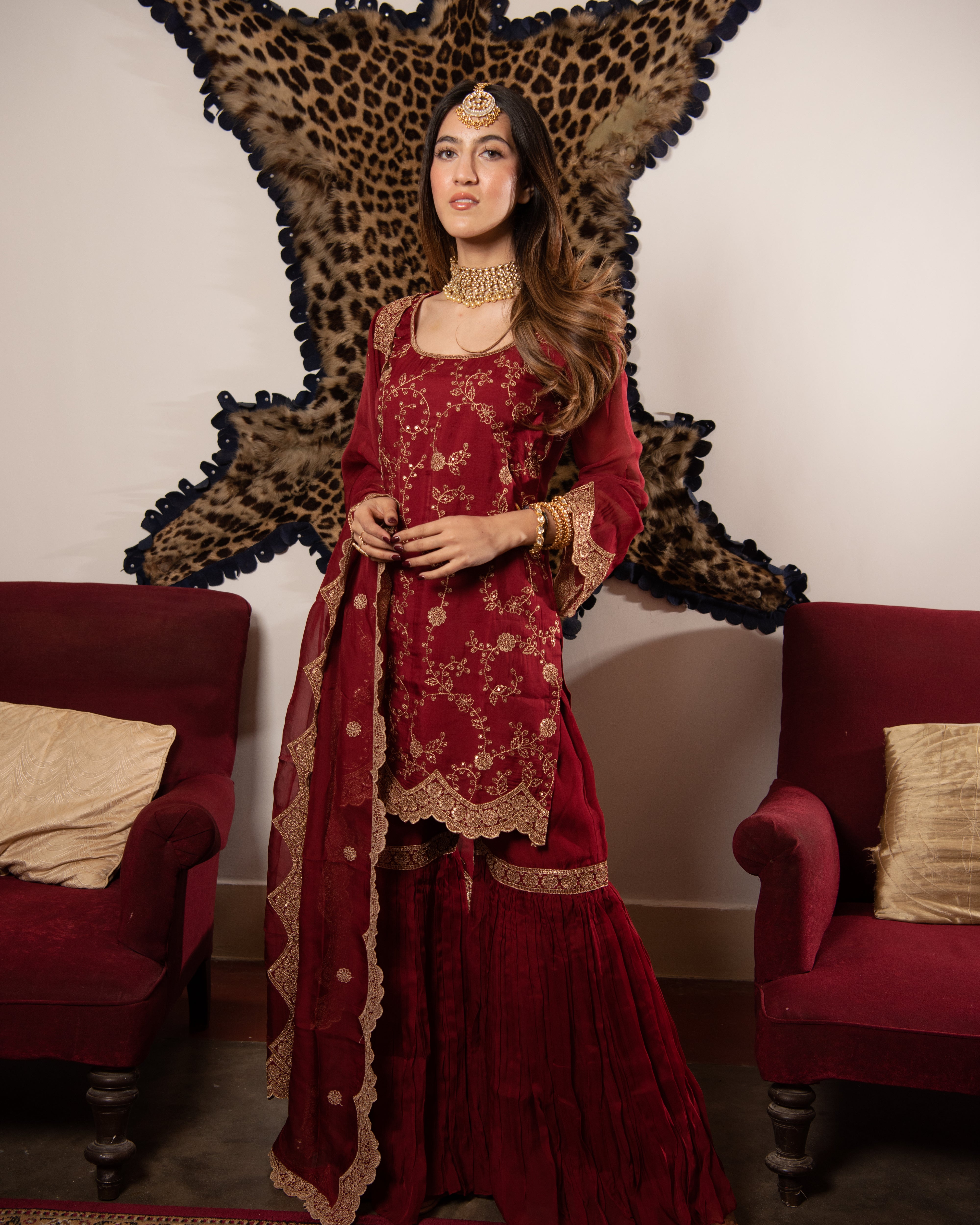Tanisha Puri in Sunehri Maroon Sharara Set