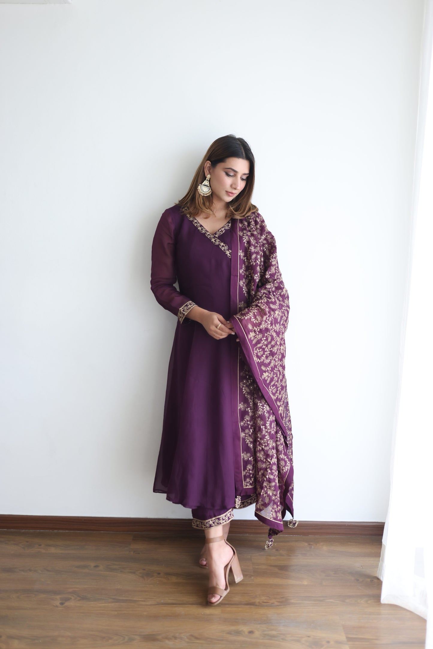 Simran Kaur in Sunehri Purple Angrakha Anarkali Set