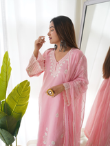 Arti Chauhan in Blossom Pink Chanderi Suit Set