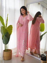 Arti Chauhan in Blossom Pink Chanderi Suit Set