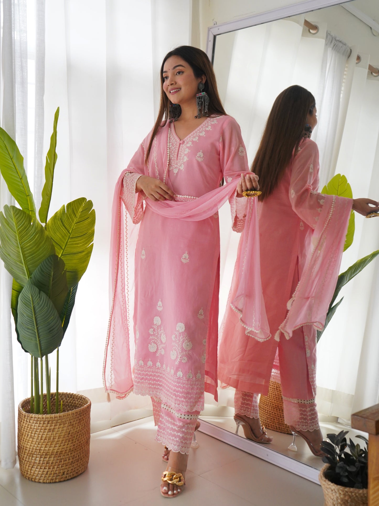 Arti Chauhan in Blossom Pink Chanderi Suit Set